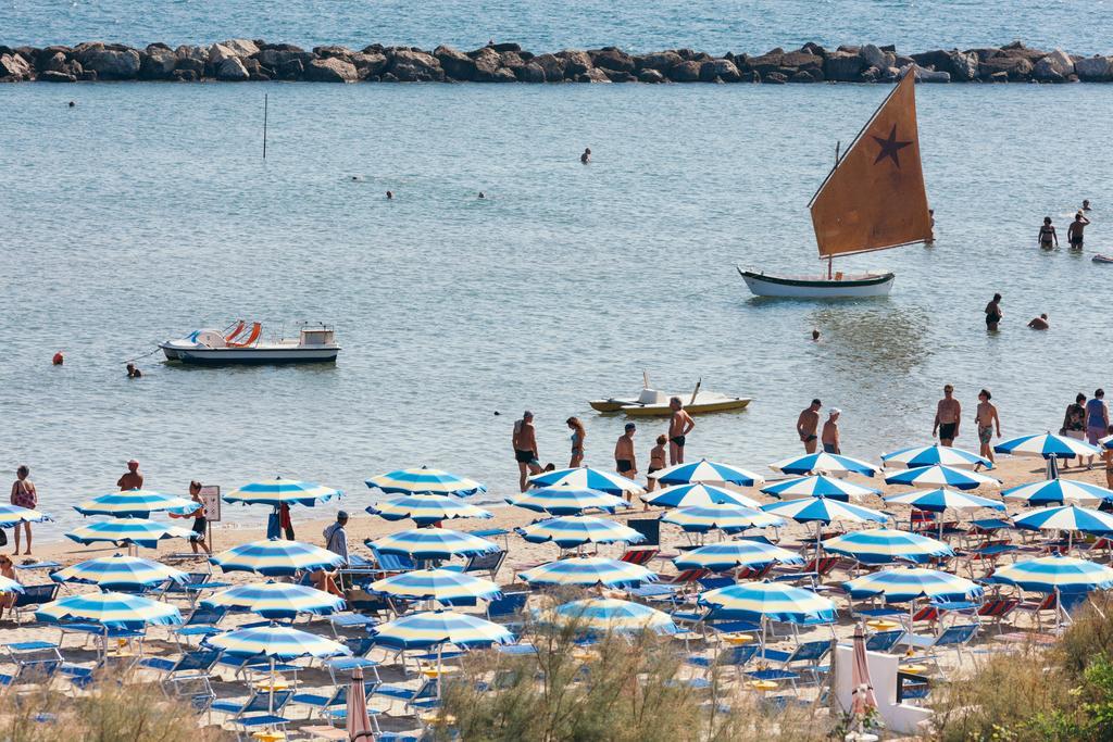 博斯凯蒂酒店 San Mauro Mare 外观 照片